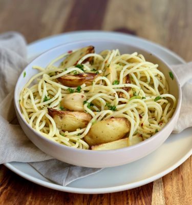 New Potatoes and Roasted Garlic w Linguini